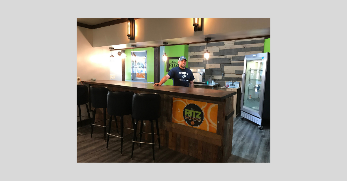 Ritz_bar_made_from_theater_2019.JPG